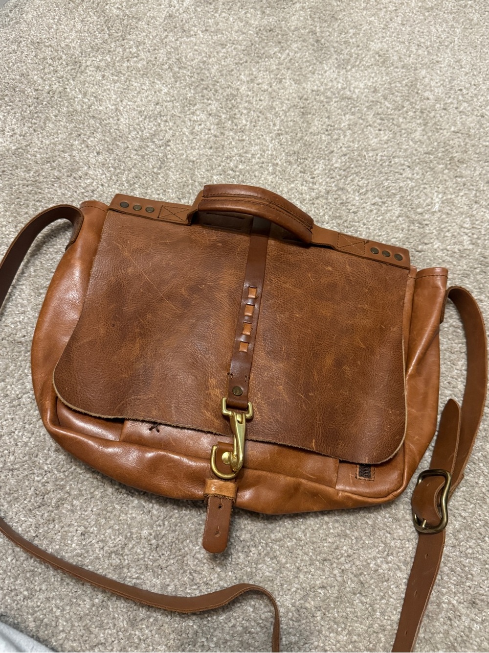 Leather Messenger Bag in Brown